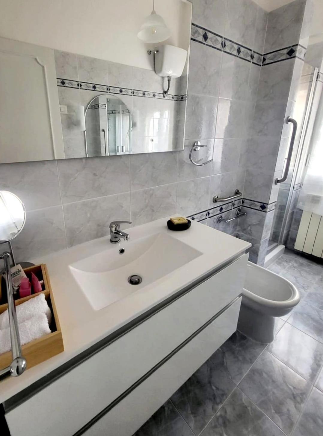 Exclusive 230m2 With Terrace And Panoramic Balcony Apartment