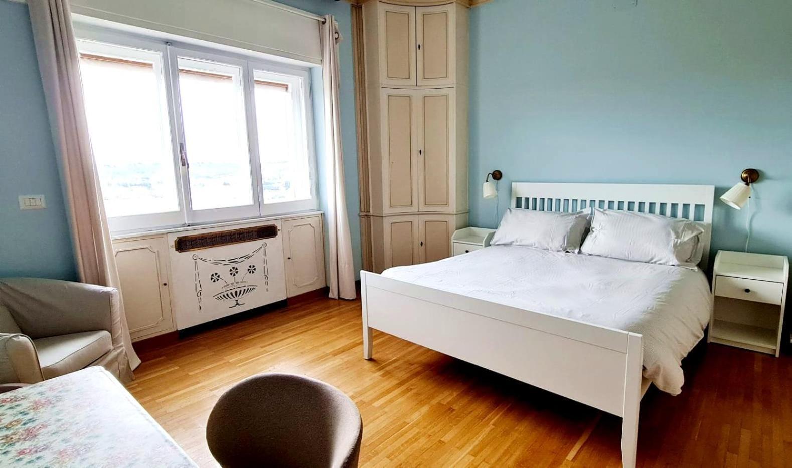 Apartment Exclusive 230m2 With Terrace And Panoramic Balcony