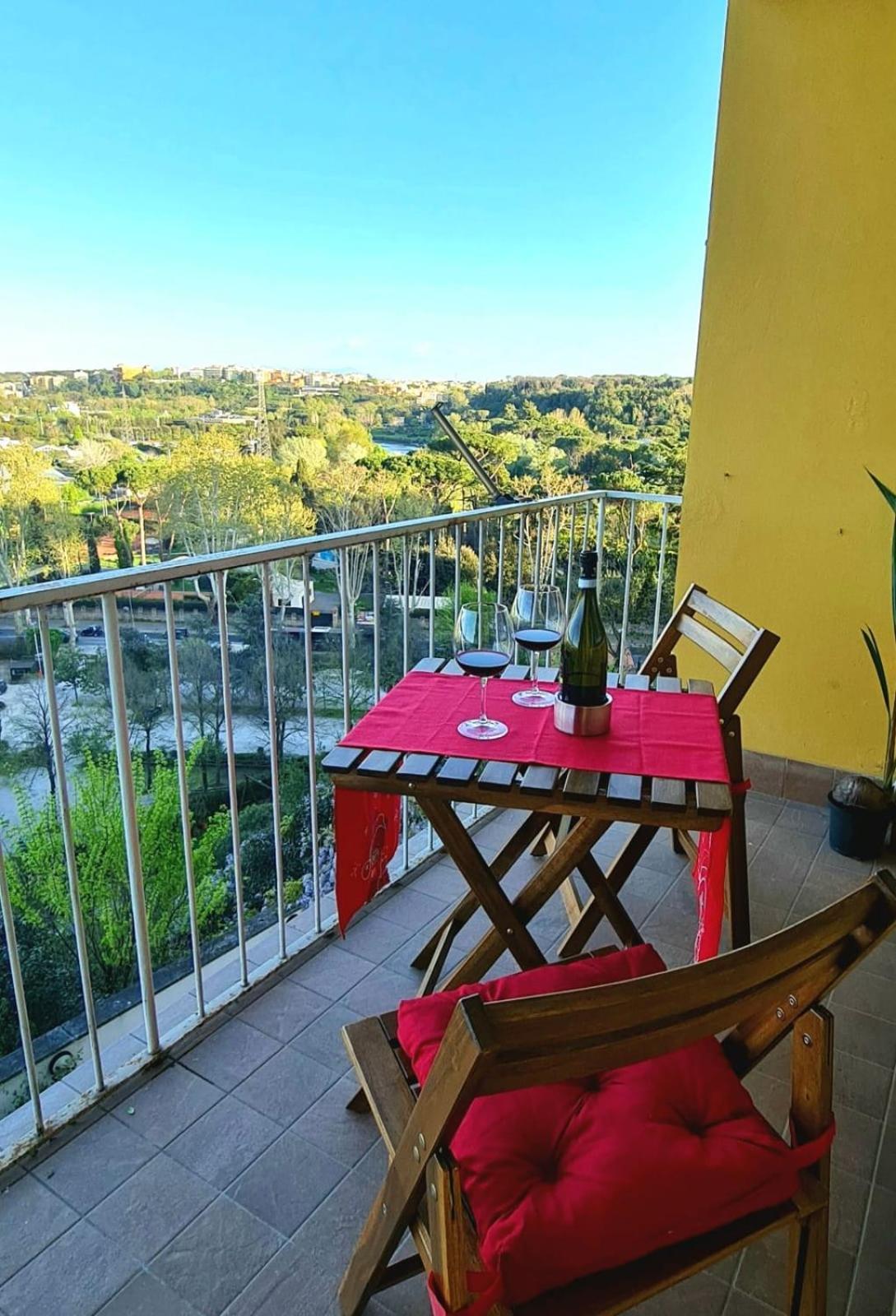 Exclusive 230m2 With Terrace And Panoramic Balcony Rom